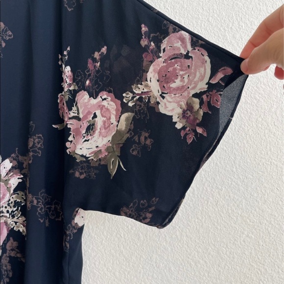 Floral kimono with 3/4 length sleeve - Picture 4 of 4